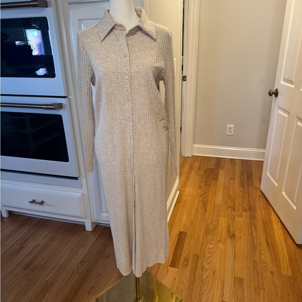 H&M Beige Long Sleeve Knit Dress - Picture 1 of 8